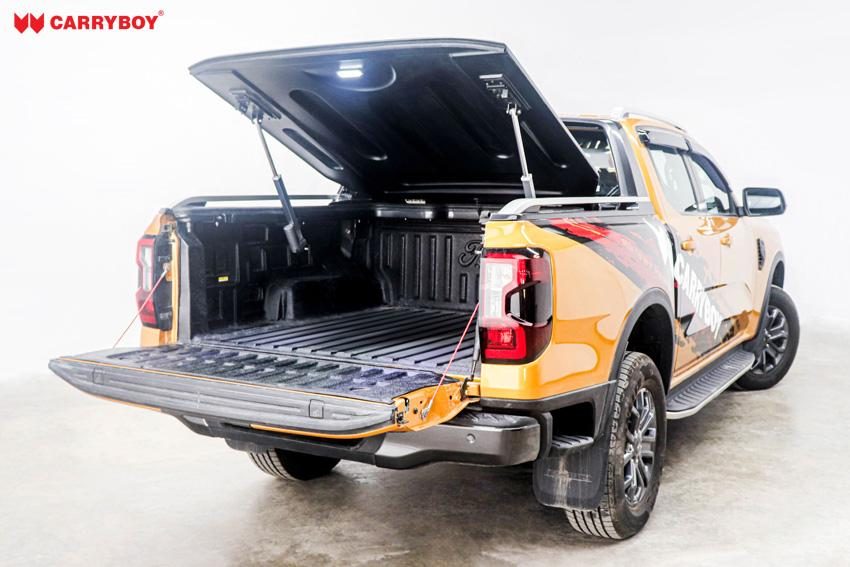 mcb-ford-nap-dien-nang-45-do-ford-ranger-wildtrak-nex-24 Nắp điện nâng 45 độ Carryboy GRXE-R cho Ford Ranger Wildtrak (Next-Gen) - Ảnh 1